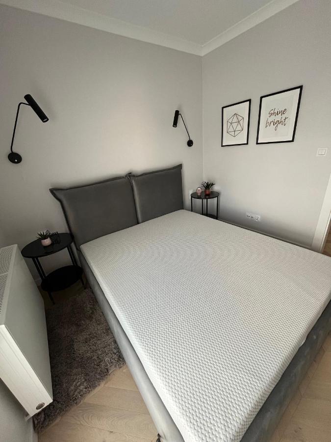 Feel At Home Teczowa Apartamenty Halo Вроцлав Экстерьер фото