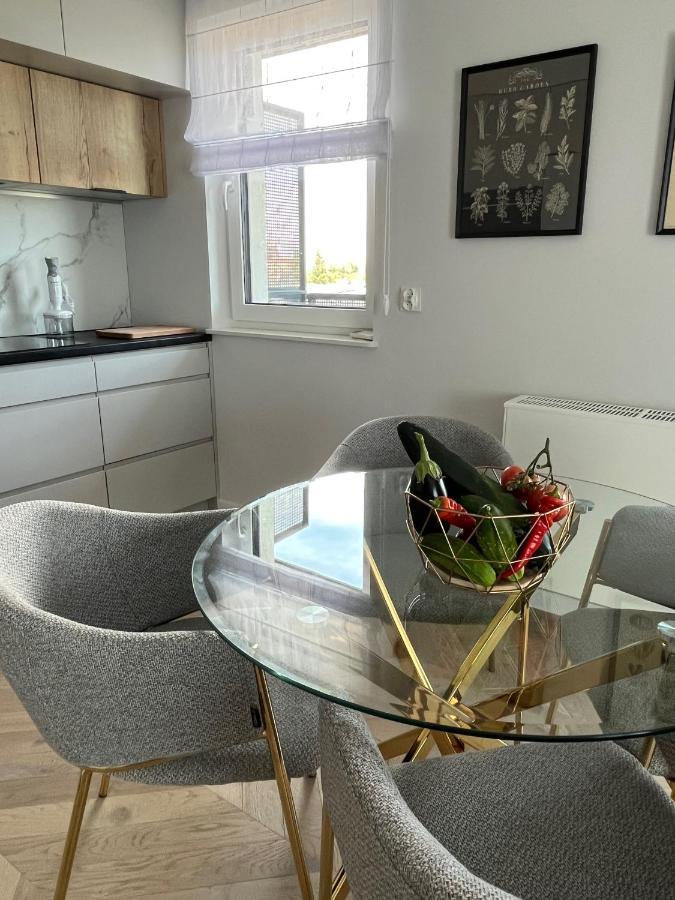Feel At Home Teczowa Apartamenty Halo Вроцлав Экстерьер фото