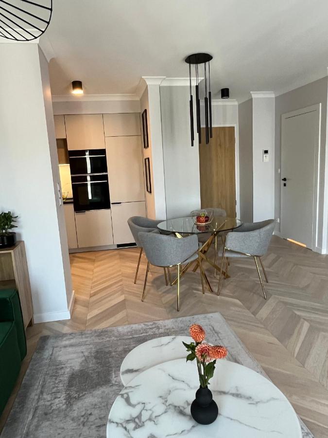 Feel At Home Teczowa Apartamenty Halo Вроцлав Экстерьер фото