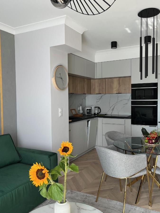 Feel At Home Teczowa Apartamenty Halo Вроцлав Экстерьер фото